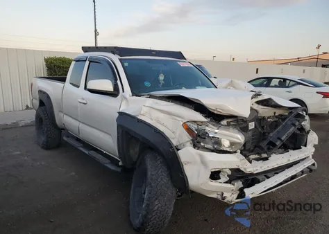 2016 Toyota Tacoma Access Cab z USA, uszkodzony, nr VIN 5TFSX5EN6GX041823
